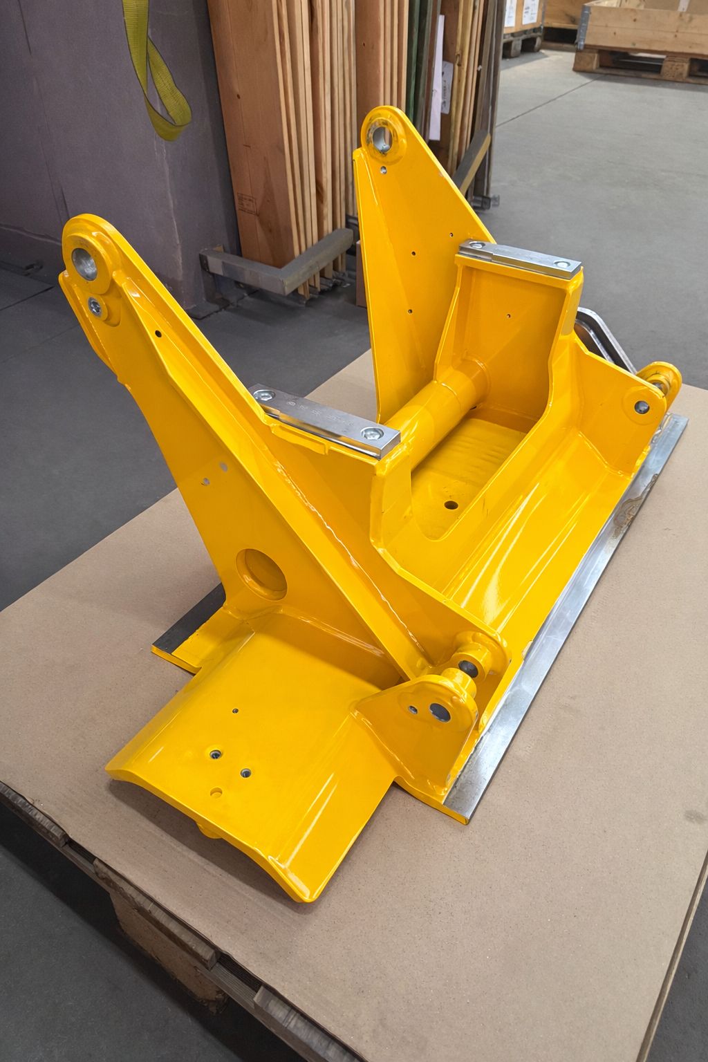 Fertige Baugruppen nach Kundenwunsch, gelb lackiert.