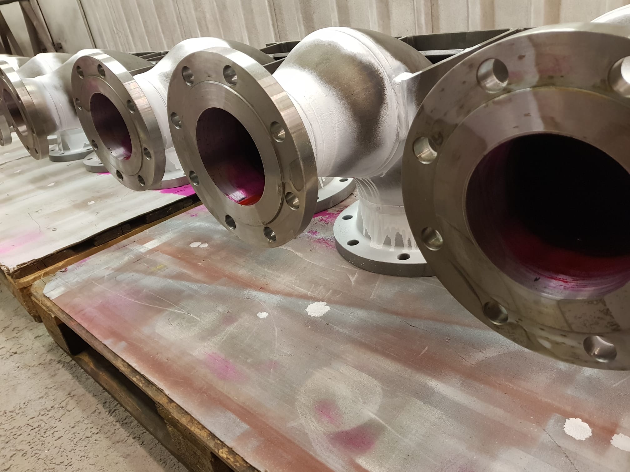 90-Grad-Druckleitungsanschlüsse in DN 200